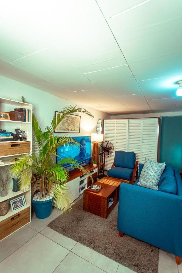 Palm Springs Bed & Breakfast Bed and Breakfast Limbe Exterior foto