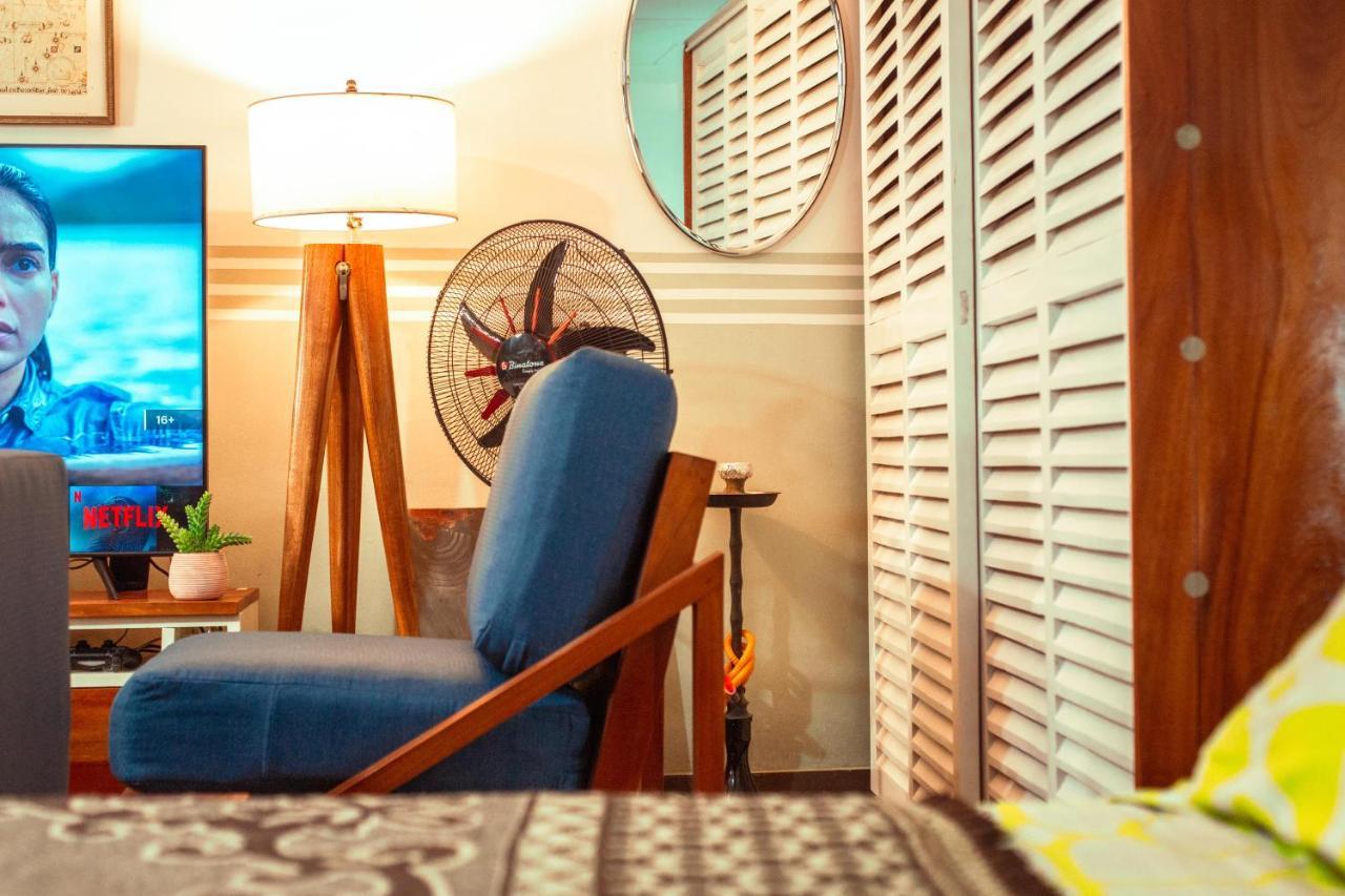 Palm Springs Bed & Breakfast Bed and Breakfast Limbe Exterior foto